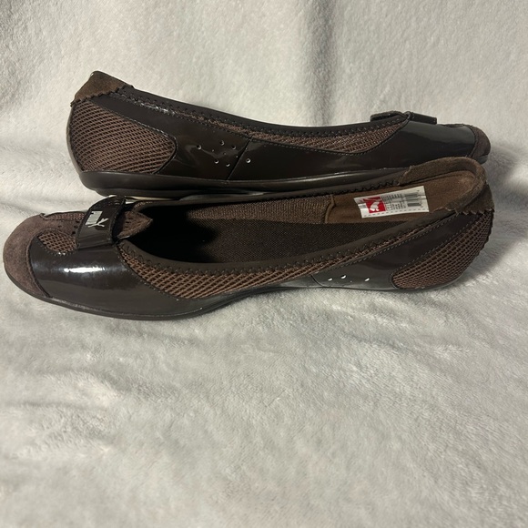 Puma Dark Brown Casual Flats - Picture 3 of 3